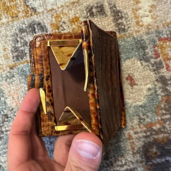 Brahmin Womens Brown Embossed Croc Leather Wallet Pre Owned - Picture 4 of 5